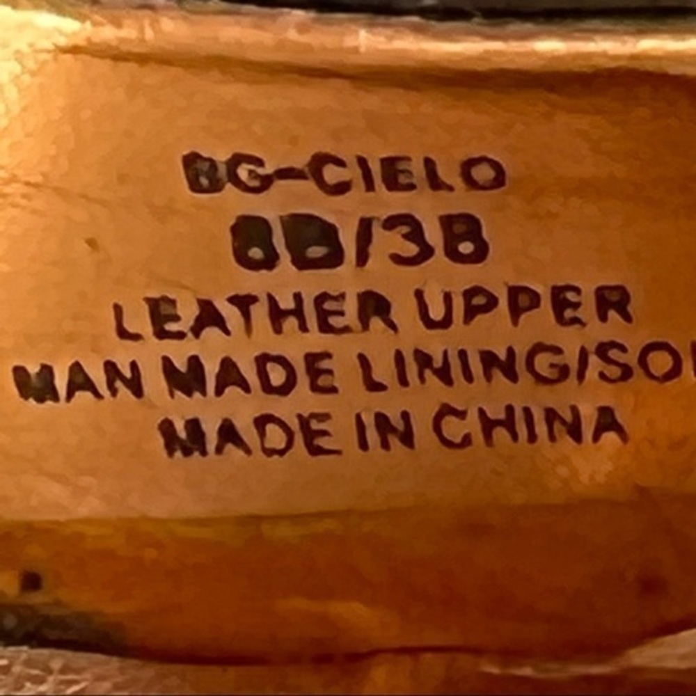 Bcbgeneration Black Leather Pointed Toe Heels 8b.… - image 5